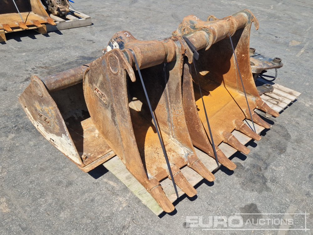 68" Ditching, 34", 17" Digging Buckets + QH - Skopa: bild 4 68" Ditching, 34", 17" Digging Buckets + QH - Skopa: bild 4