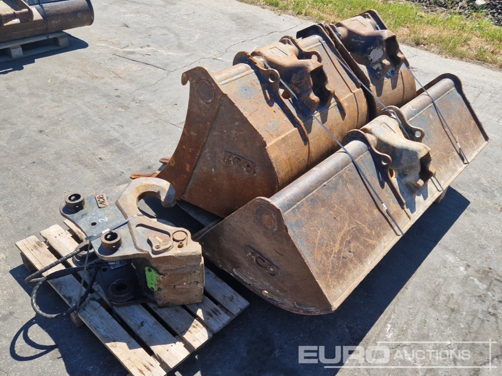 68" Ditching, 34", 17" Digging Buckets + QH - Skopa: bild 2 68" Ditching, 34", 17" Digging Buckets + QH - Skopa: bild 2