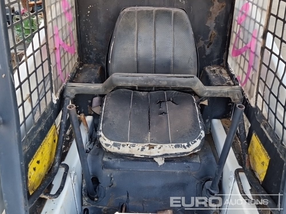Kompaktlastare/ Slirstyrda lastare Bobcat 743: bild 15