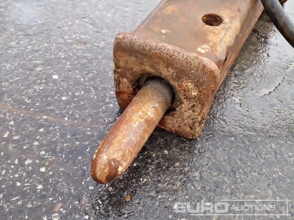 Hydraulic Breaker to suit Mini Excavator - Hydraulisk hammare: bild 5 Hydraulic Breaker to suit Mini Excavator - Hydraulisk hammare: bild 5