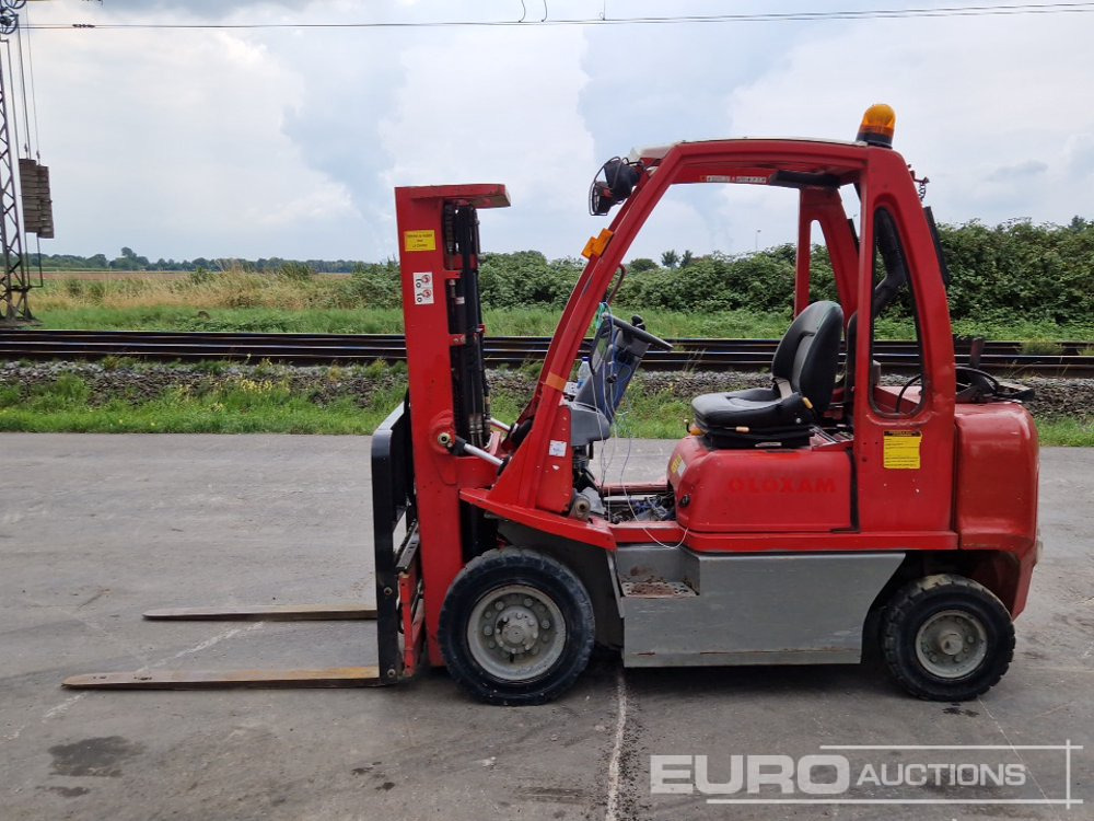 Nissan UD02A25PQ - Gasoltruck: bild 2 Nissan UD02A25PQ - Gasoltruck: bild 2