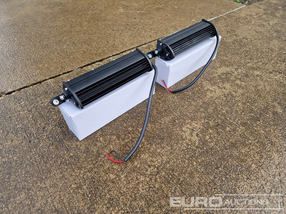 Unused 7" 60W LED Light Bar, Mounting Brackets, IP68 Waterproof (2 of) - Garage & Verkstadsutrustning: bild 2 Unused 7" 60W LED Light Bar, Mounting Brackets, IP68 Waterproof (2 of) - Garage & Verkstadsutrustning: bild 2