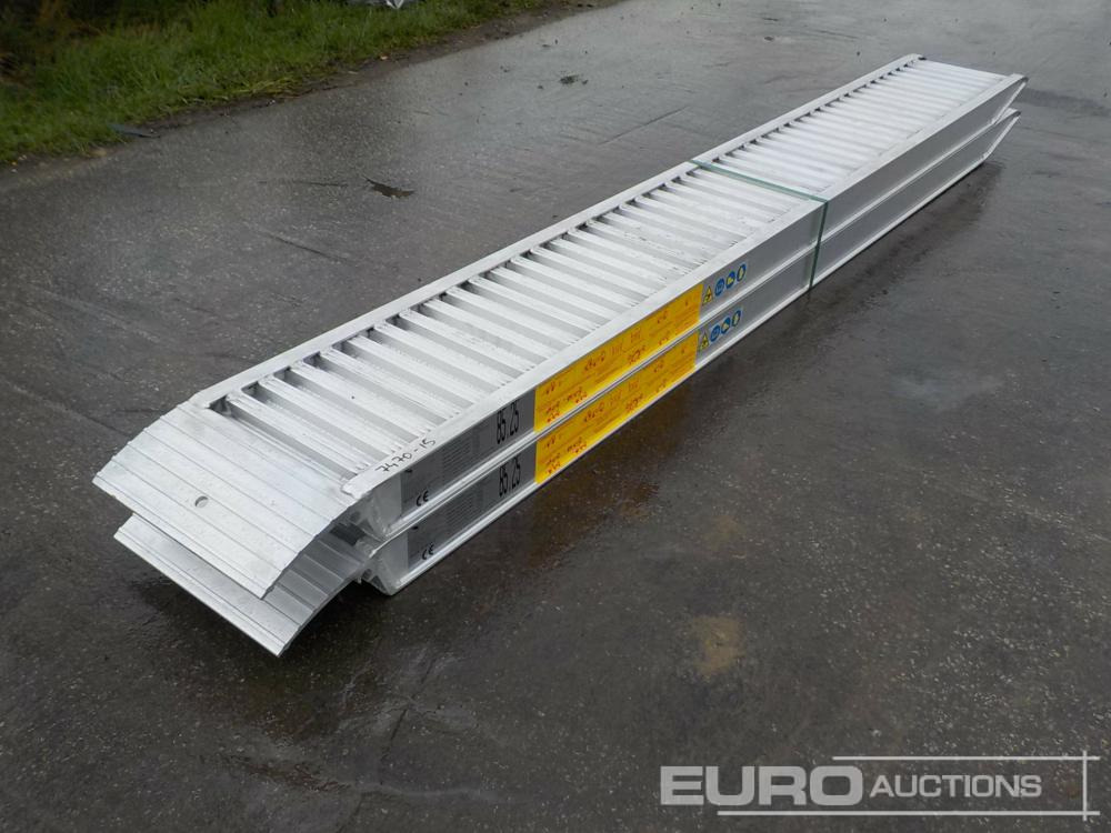Unused CLM 85.25 Aluminium Loading Ramps (2 of) 2920kg Capacity, 2500mm Length - Lastramp: bild 2 Unused CLM 85.25 Aluminium Loading Ramps (2 of) 2920kg Capacity, 2500mm Length - Lastramp: bild 2