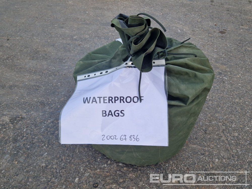 Waterproof Bags (30 of) - Entreprenadutrustning: bild 1 Waterproof Bags (30 of) - Entreprenadutrustning: bild 1
