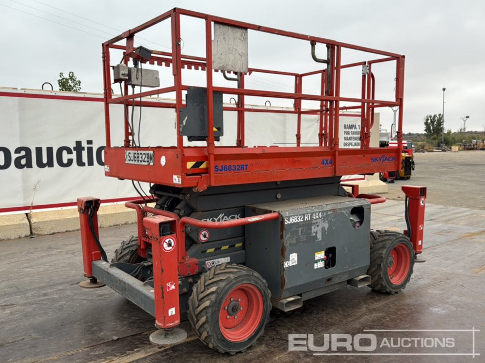 2016 SkyJack SJ6832RT - Lift: bild 1 2016 SkyJack SJ6832RT - Lift: bild 1