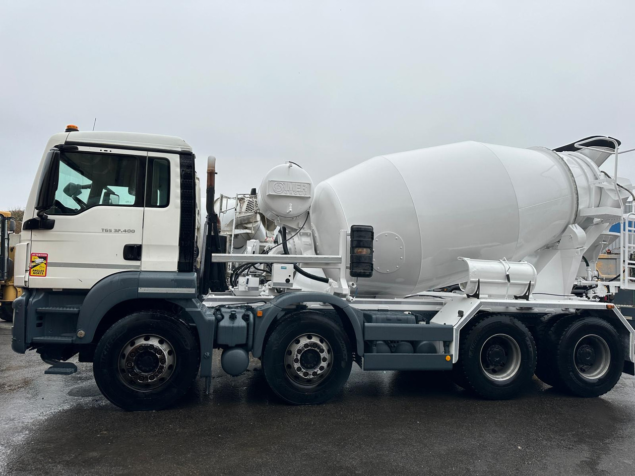 Camion béton MAN TGS 32.400 EC-042-BX - Betongbil: bild 2 Camion béton MAN TGS 32.400 EC-042-BX - Betongbil: bild 2