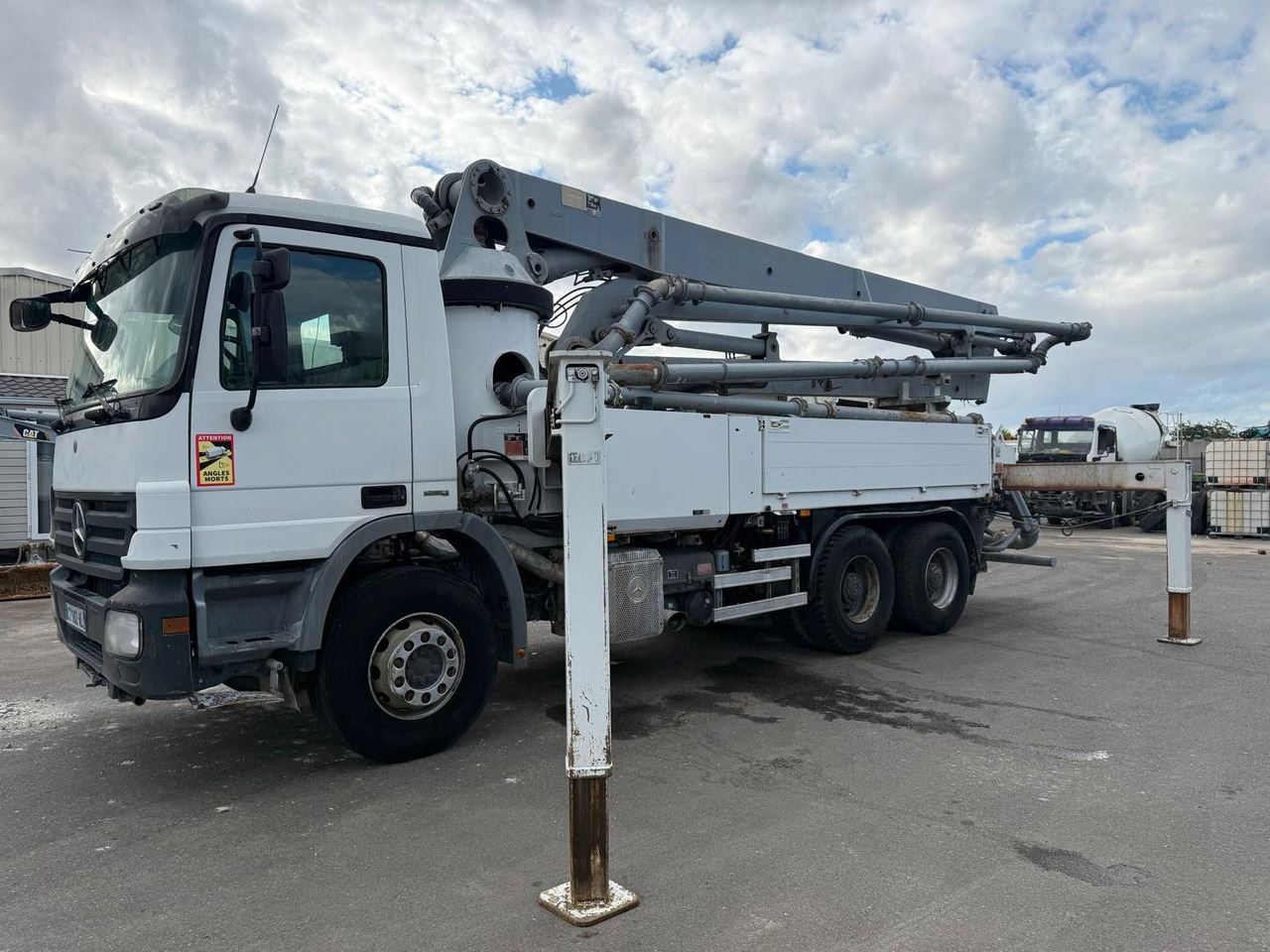 Mercedes-Benz Actros - Betongpump: bild 1 Mercedes-Benz Actros - Betongpump: bild 1