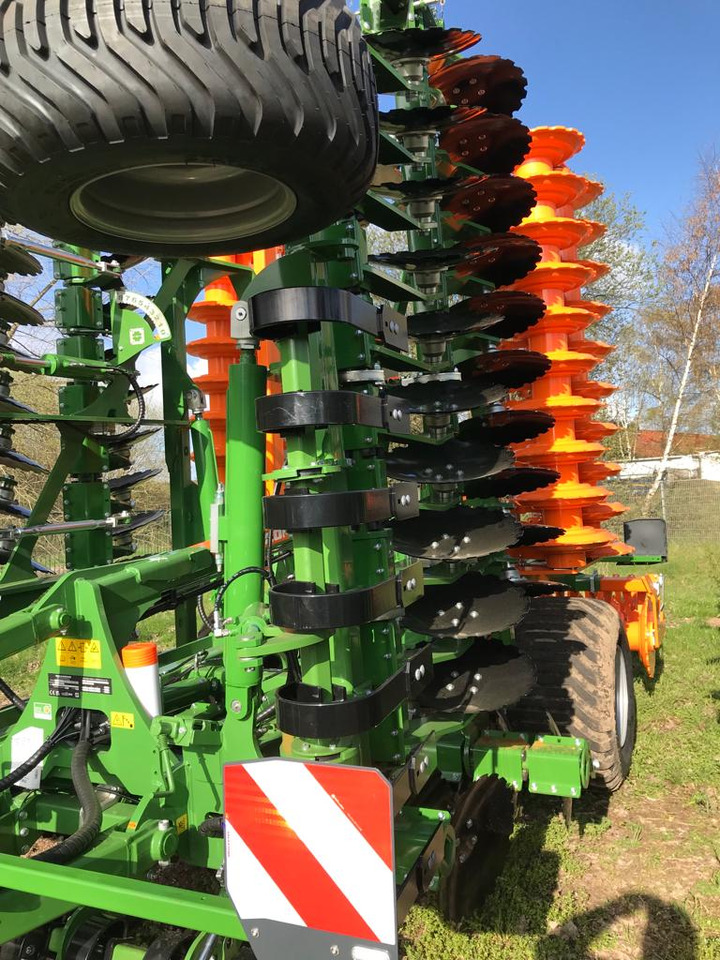 Amazone Catros 8003-2TX - Tallriksredskap: bild 2 Amazone Catros 8003-2TX - Tallriksredskap: bild 2