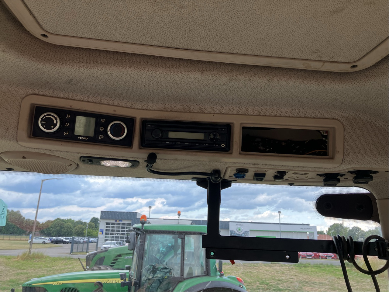 Fendt 724 Vario S4 - Traktor: bild 2 Fendt 724 Vario S4 - Traktor: bild 2