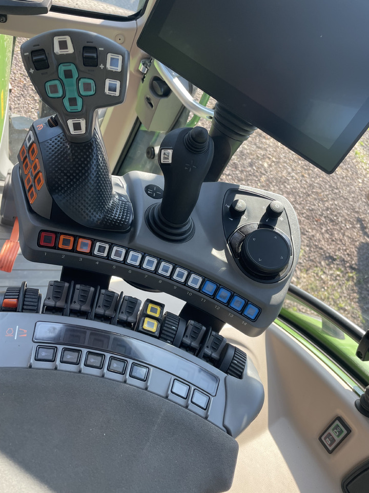 Fendt 728 Vario Gen7 Profi Setting2 - Traktor: bild 4 Fendt 728 Vario Gen7 Profi Setting2 - Traktor: bild 4
