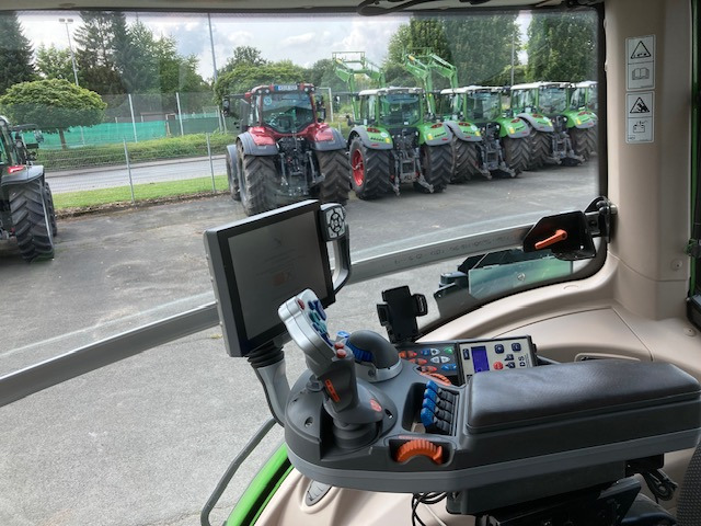 Fendt 824 Vario S4 ProfiPlus - Traktor: bild 4 Fendt 824 Vario S4 ProfiPlus - Traktor: bild 4