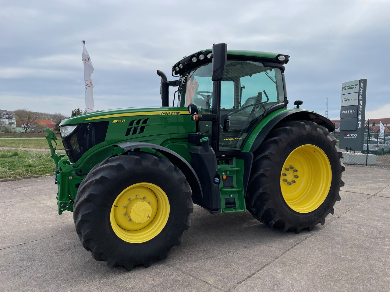 John Deere 6155R AutoPowr Premium Edition - Traktor: bild 1 John Deere 6155R AutoPowr Premium Edition - Traktor: bild 1