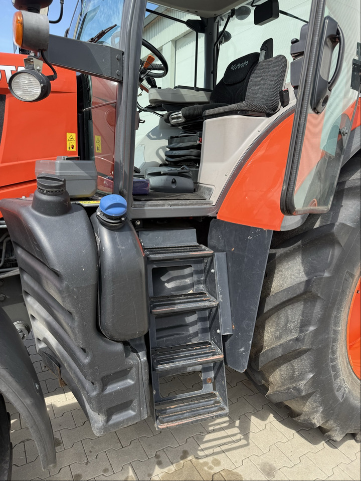 Kubota M 7151 KVT - Traktor: bild 2 Kubota M 7151 KVT - Traktor: bild 2