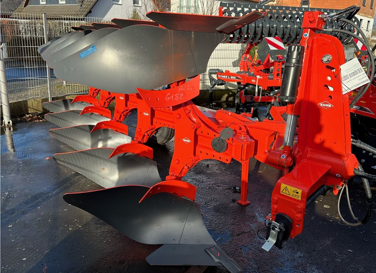 Kuhn MULTI-MASTER 123 5 (4E 1) - Plog: bild 1 Kuhn MULTI-MASTER 123 5 (4E 1) - Plog: bild 1
