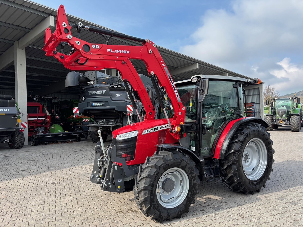 Massey Ferguson 4708 M Cab - Traktor: bild 1 Massey Ferguson 4708 M Cab - Traktor: bild 1