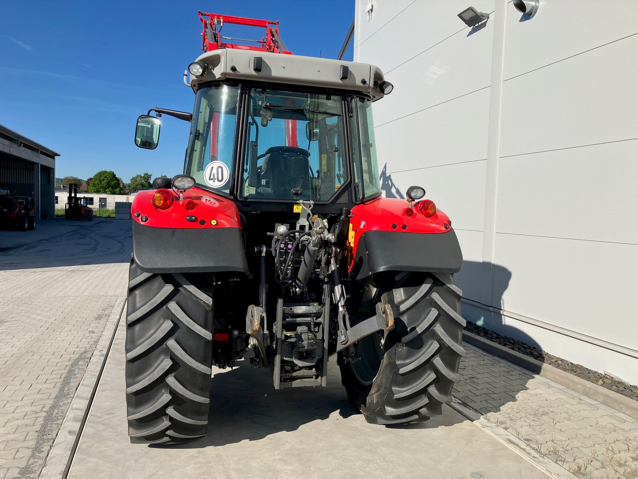 Massey Ferguson 5613 Dyna 6 - Traktor: bild 5 Massey Ferguson 5613 Dyna 6 - Traktor: bild 5