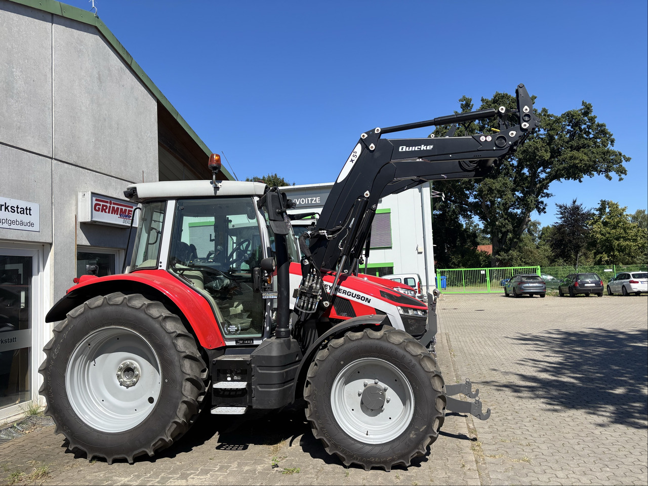 Massey Ferguson 5S.125 Dyna-6 EFFICIENT - Traktor: bild 1 Massey Ferguson 5S.125 Dyna-6 EFFICIENT - Traktor: bild 1