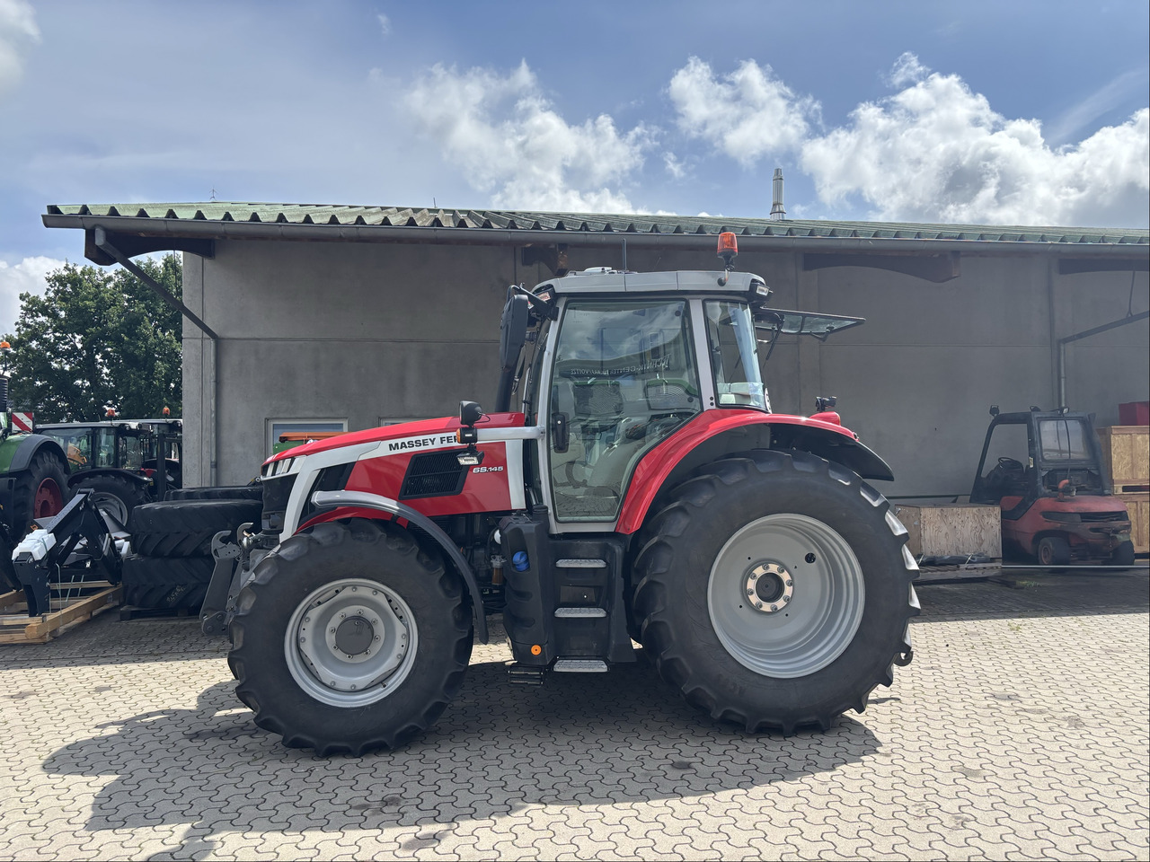 Massey Ferguson 6S.145 Dyna-VT EXCLUSIVE - Traktor: bild 1 Massey Ferguson 6S.145 Dyna-VT EXCLUSIVE - Traktor: bild 1