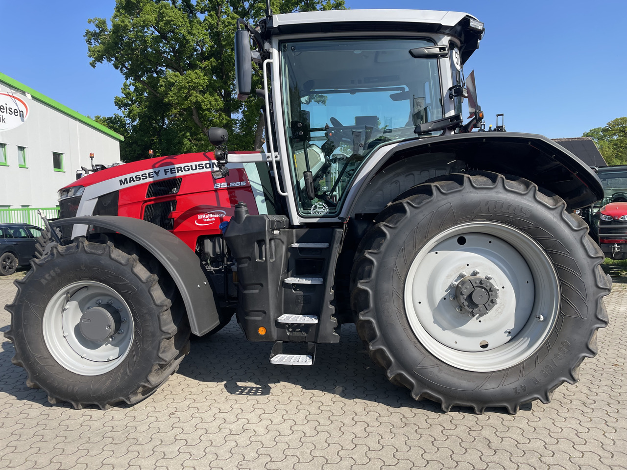 Massey Ferguson 8S.265 Dyna-VT EXCLUSIVE - Traktor: bild 1 Massey Ferguson 8S.265 Dyna-VT EXCLUSIVE - Traktor: bild 1