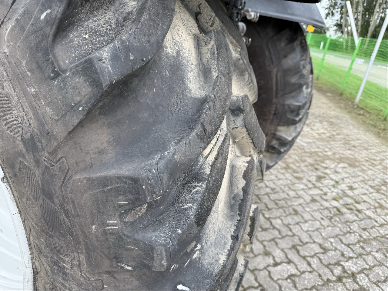 Valtra T254 Versu TwinTrac - Traktor: bild 5 Valtra T254 Versu TwinTrac - Traktor: bild 5