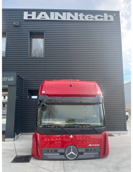 Mercedes-Benz ACTROS MP4 GIGA SPACE - Hytt och interiör för Lastbil: bild 1 Mercedes-Benz ACTROS MP4 GIGA SPACE - Hytt och interiör för Lastbil: bild 1