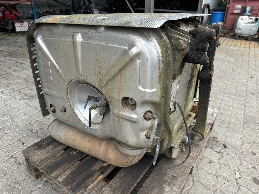 IVECO EXHAUST 5801429216 - Katalytisk omvandlare för Lastbil: bild 1 IVECO EXHAUST 5801429216 - Katalytisk omvandlare för Lastbil: bild 1