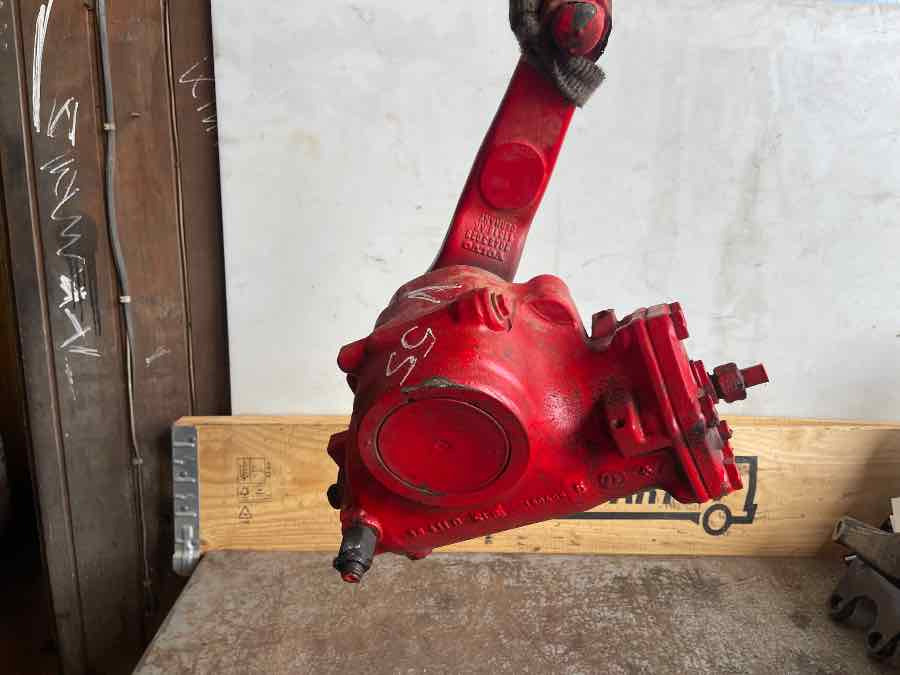 VOLVO STEERING GEAR 250351 - Styrning för Lastbil: bild 1 VOLVO STEERING GEAR 250351 - Styrning för Lastbil: bild 1