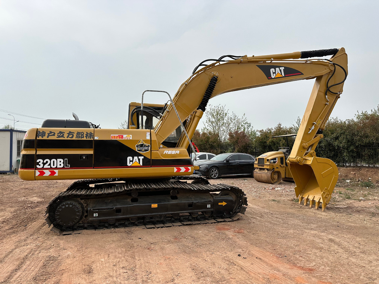 CAT 320BL - Bandgrävare: bild 1 CAT 320BL - Bandgrävare: bild 1