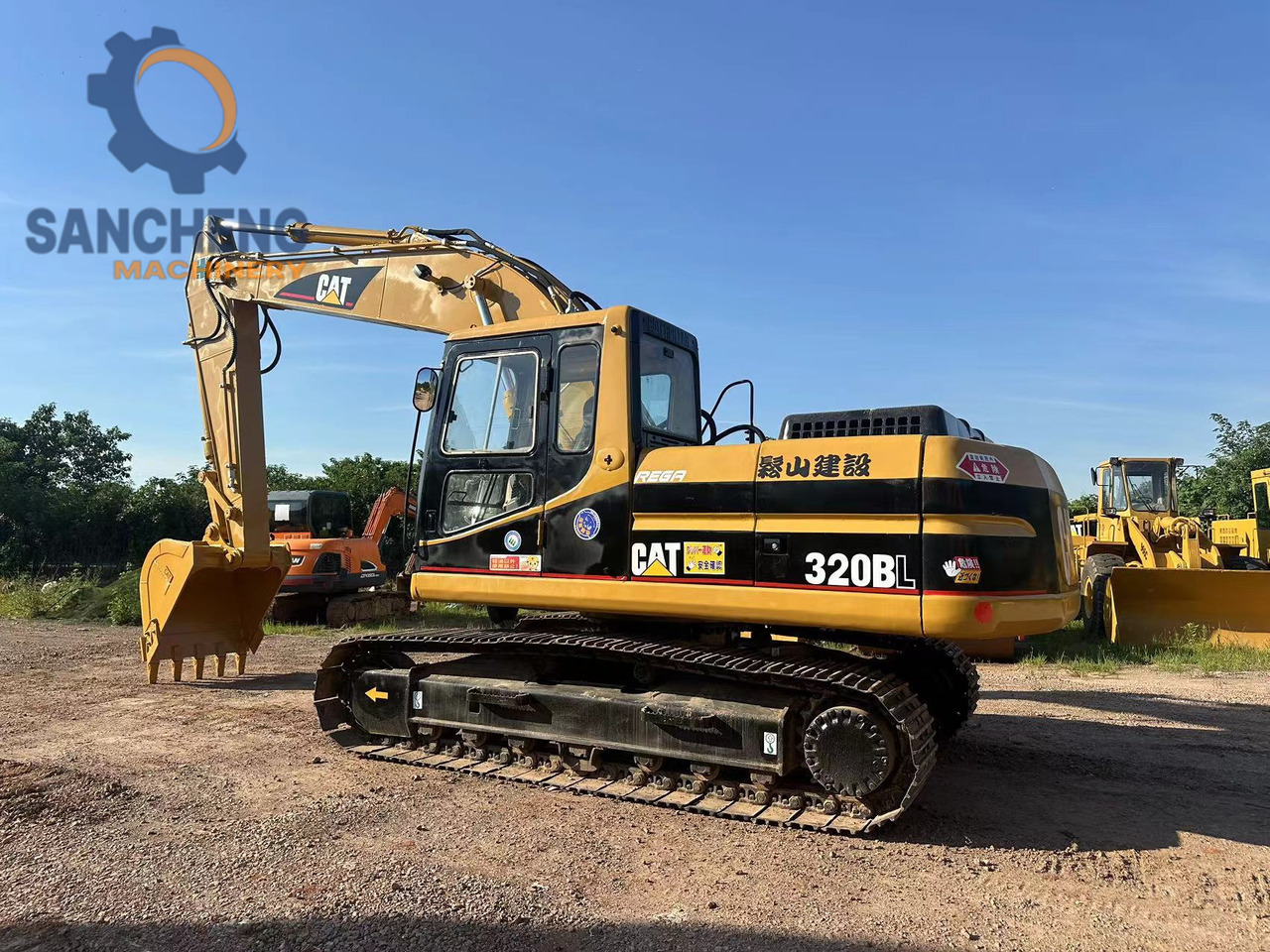 CATERPILLAR 320BL - Bandgrävare: bild 3 CATERPILLAR 320BL - Bandgrävare: bild 3