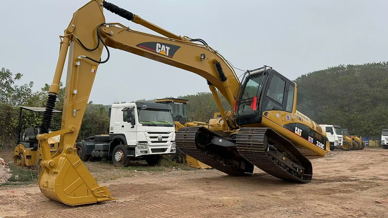 CATERPILLAR 320CL - Bandgrävare: bild 3 CATERPILLAR 320CL - Bandgrävare: bild 3