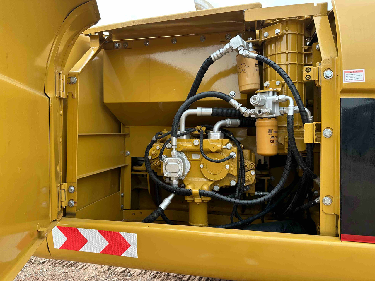 Bandgrävare CATERPILLAR 320CL: bild 10