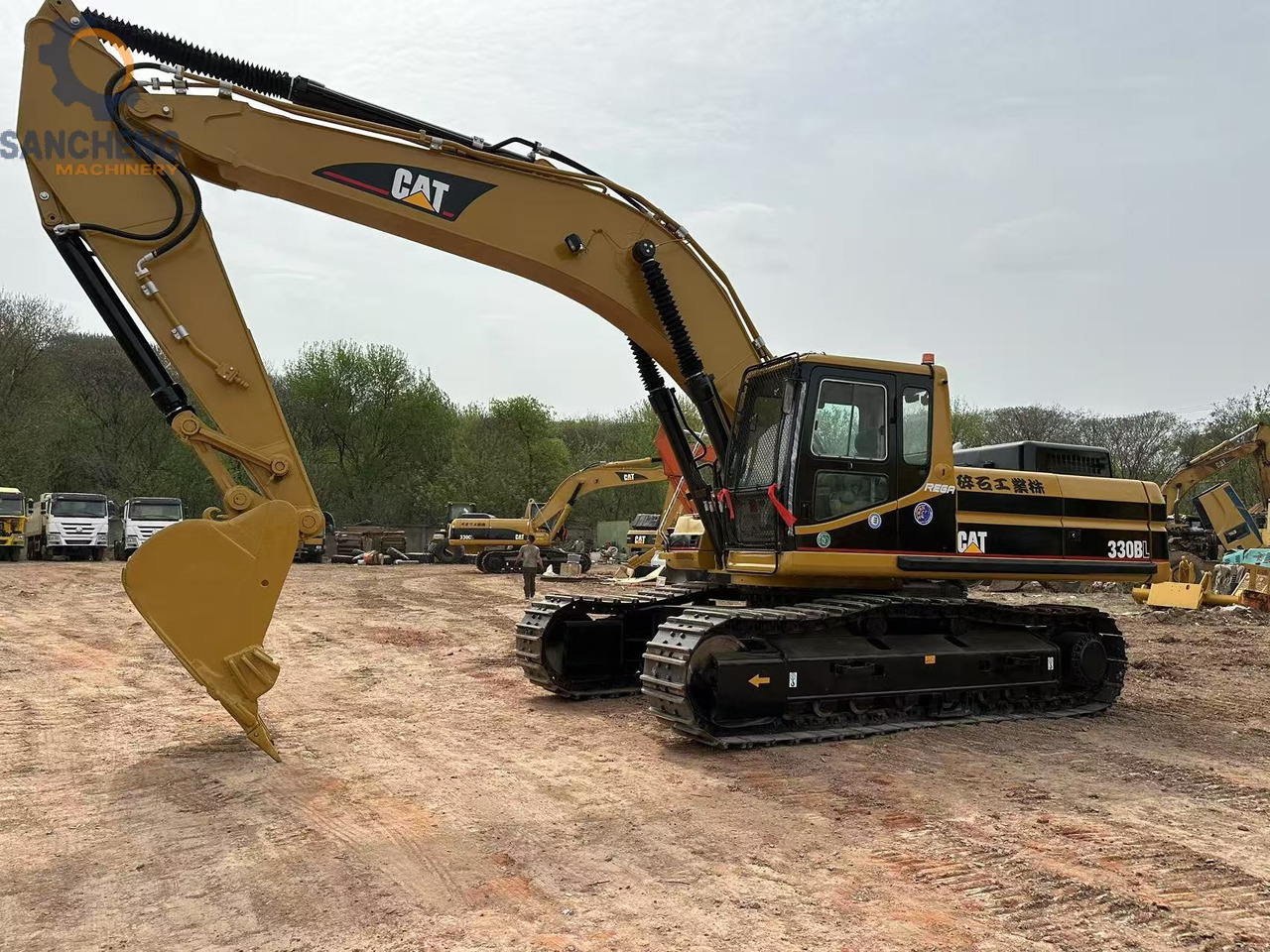 CATERPILLAR 330BL - Bandgrävare: bild 3 CATERPILLAR 330BL - Bandgrävare: bild 3