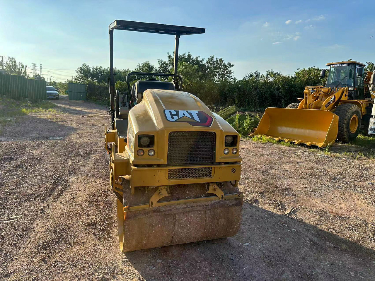 CATERPILLAR CB24B - Vält: bild 5 CATERPILLAR CB24B - Vält: bild 5