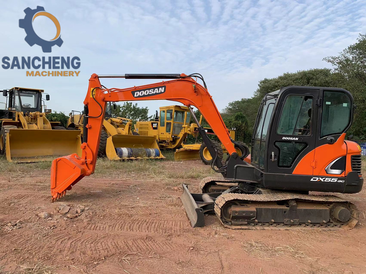 DOOSAN DX55 - Grävmaskin: bild 1 DOOSAN DX55 - Grävmaskin: bild 1