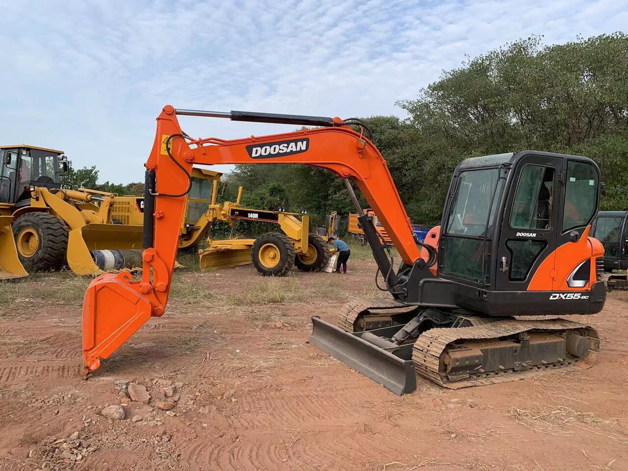 DOOSAN DX55 - Grävmaskin: bild 1 DOOSAN DX55 - Grävmaskin: bild 1
