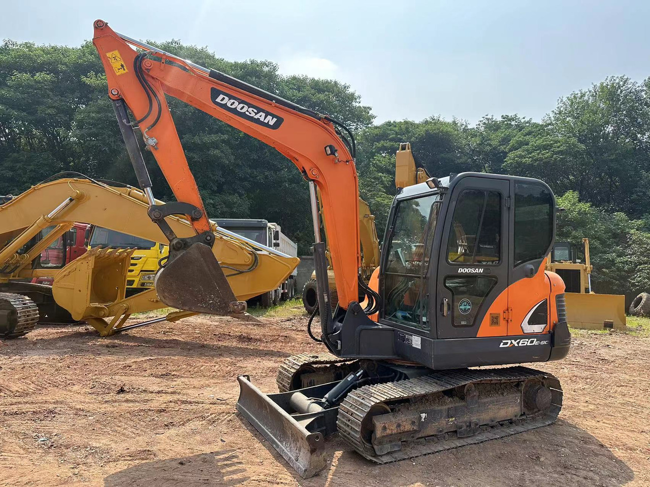 DOOSAN DX60 - Minigrävmaskin: bild 5 DOOSAN DX60 - Minigrävmaskin: bild 5