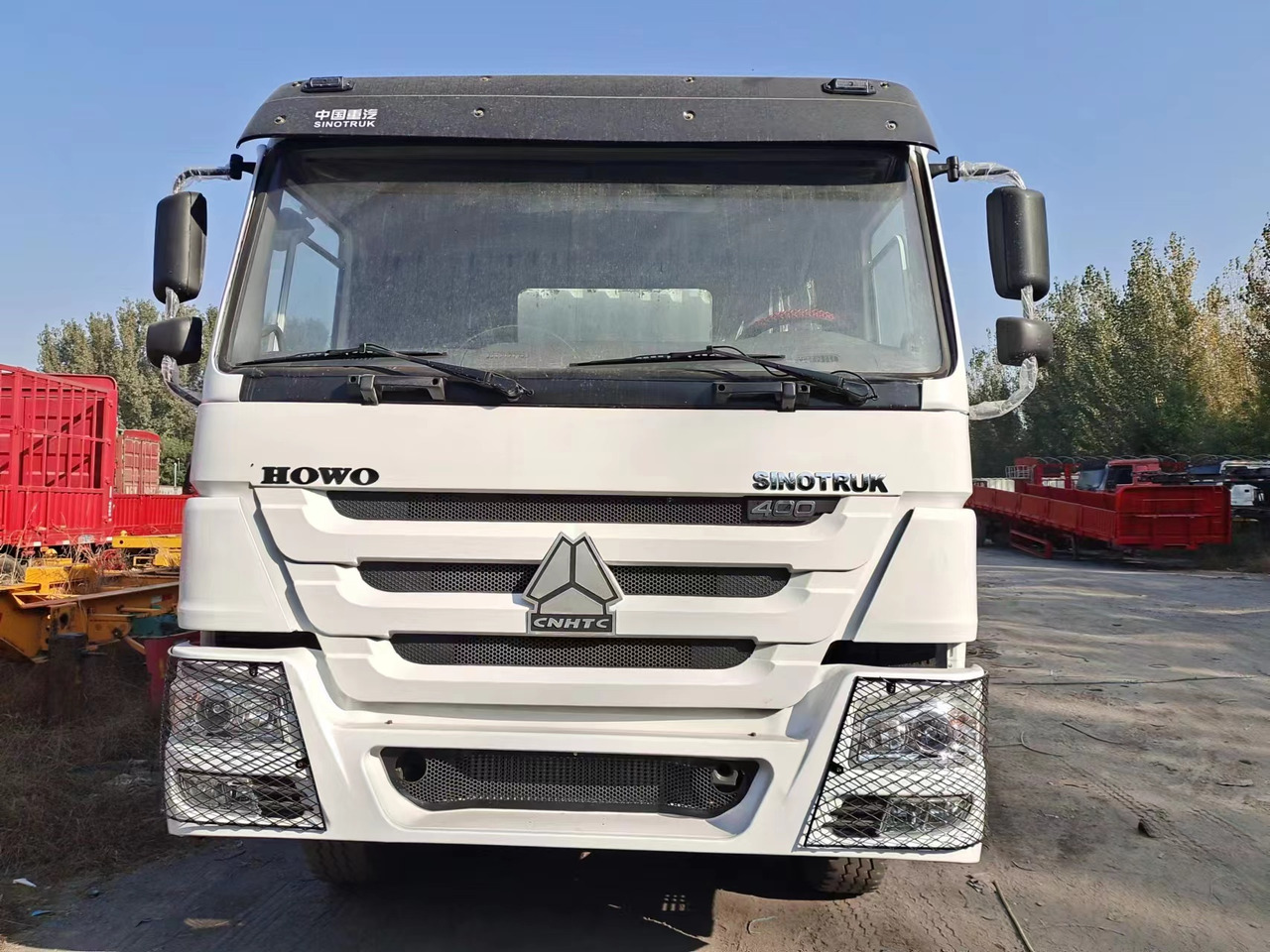 SINOTRUK 400 HOWO Box truck - Isotermiska lastbil: bild 3 SINOTRUK 400 HOWO Box truck - Isotermiska lastbil: bild 3
