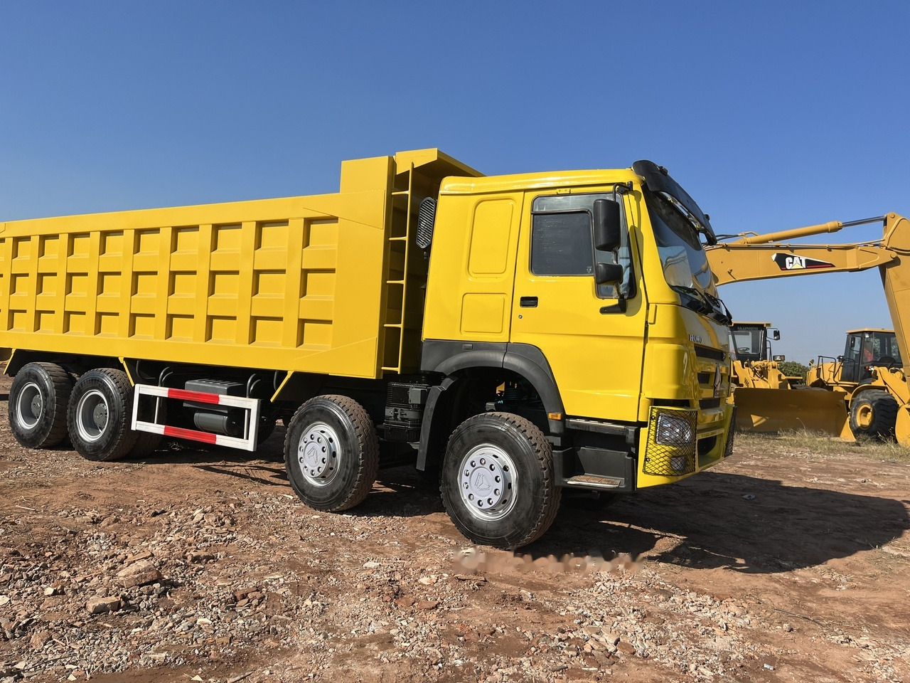 SINOTRUK HOWO 371 Dump Truck 8x4 - Tippbil lastbil: bild 4 SINOTRUK HOWO 371 Dump Truck 8x4 - Tippbil lastbil: bild 4