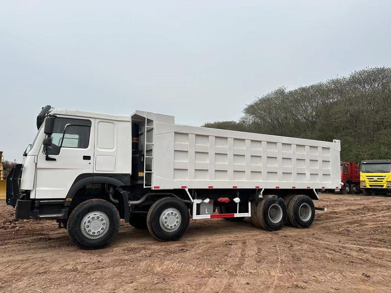 SINOTRUK HOWO 371 with Bumper - Tippbil lastbil: bild 5 SINOTRUK HOWO 371 with Bumper - Tippbil lastbil: bild 5