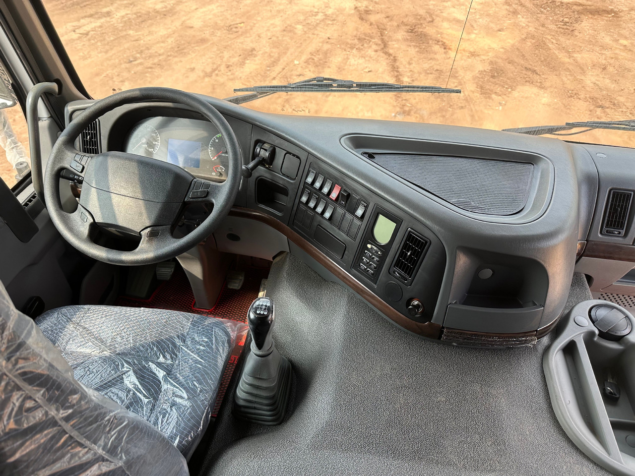 SINOTRUK HOWO Dump truck 371 6x4 - Tippbil lastbil: bild 4 SINOTRUK HOWO Dump truck 371 6x4 - Tippbil lastbil: bild 4