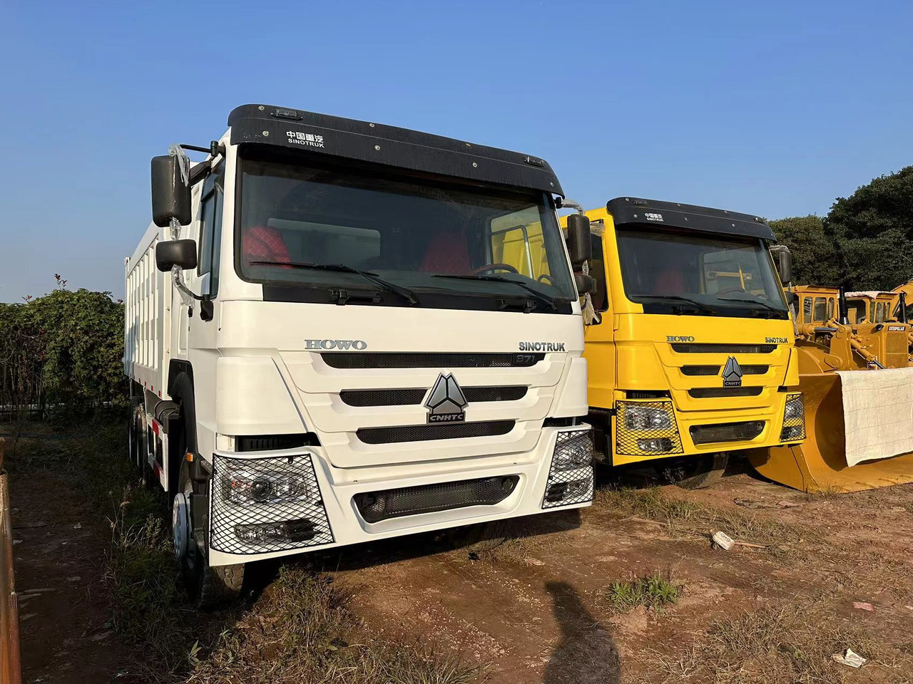 SINOTRUK HOWO HOWO 371 6x4 - Tippbil lastbil: bild 1 SINOTRUK HOWO HOWO 371 6x4 - Tippbil lastbil: bild 1