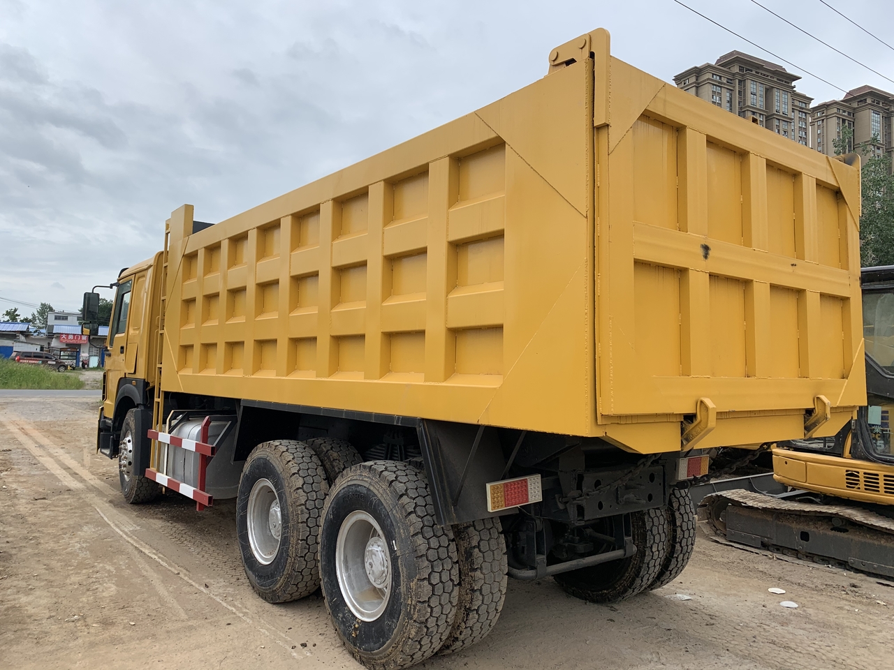 SINOTRUK Howo Dump truck 371 - Tippbil lastbil: bild 5 SINOTRUK Howo Dump truck 371 - Tippbil lastbil: bild 5