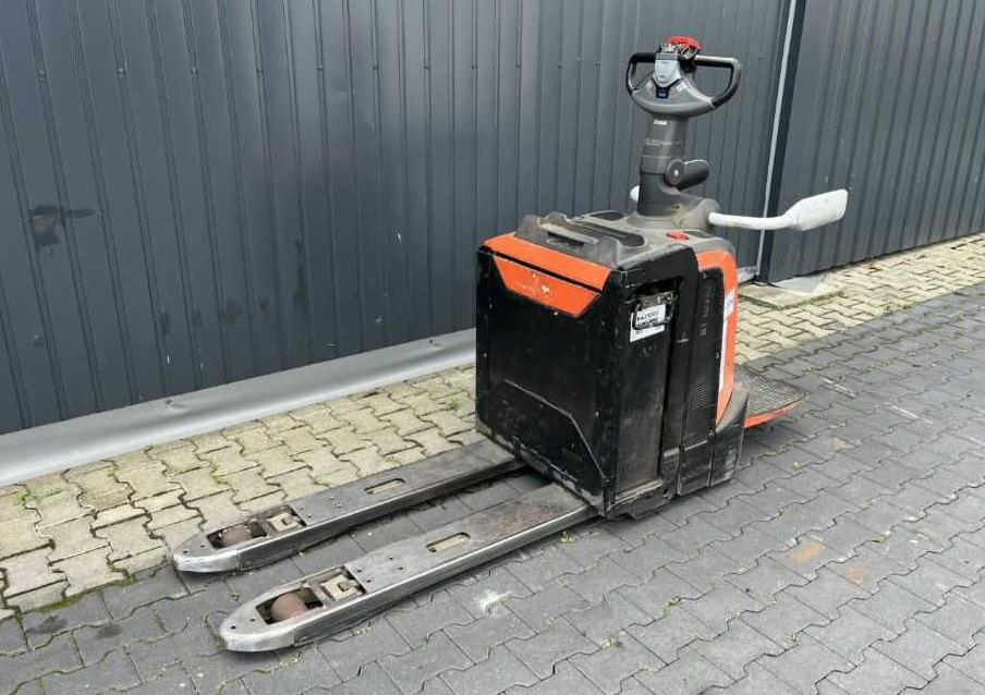 BT LPE200 - Låglyftar: bild 1 BT LPE200 - Låglyftar: bild 1