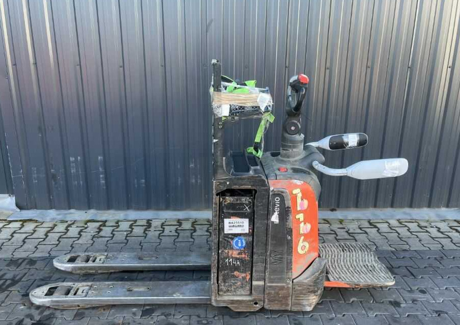 BT LPE200 - Låglyftar: bild 2 BT LPE200 - Låglyftar: bild 2