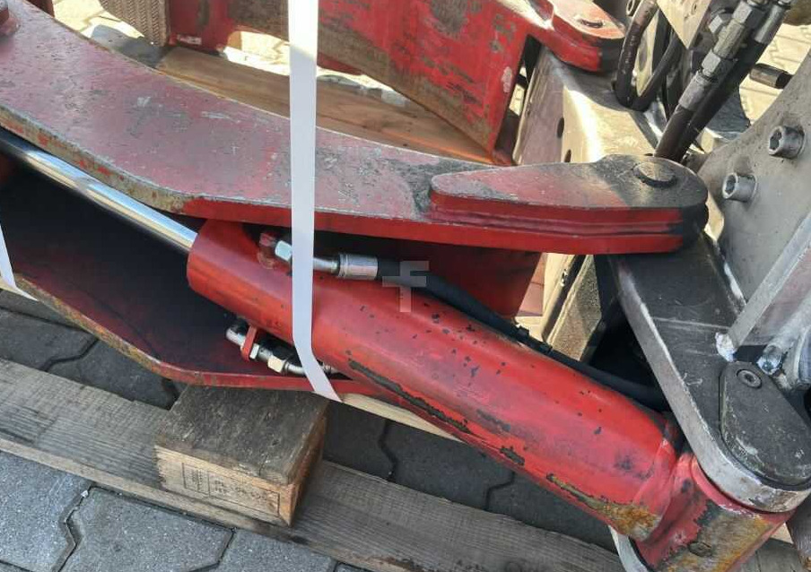 Durwen PRK35B - Klämaggregat för Motviktstruck: bild 5 Durwen PRK35B - Klämaggregat för Motviktstruck: bild 5