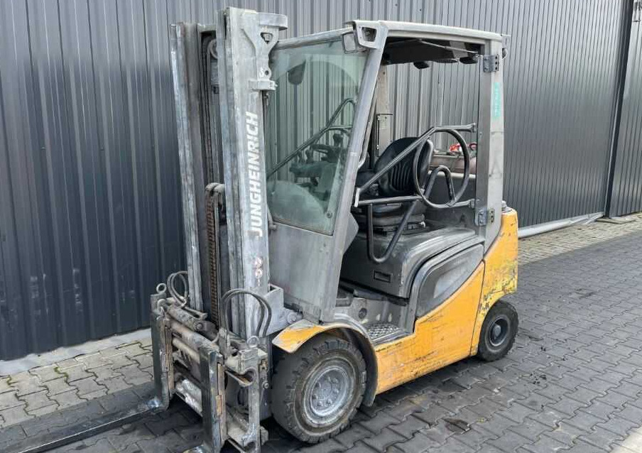 Jungheinrich TFG316s - Gasoltruck: bild 1 Jungheinrich TFG316s - Gasoltruck: bild 1