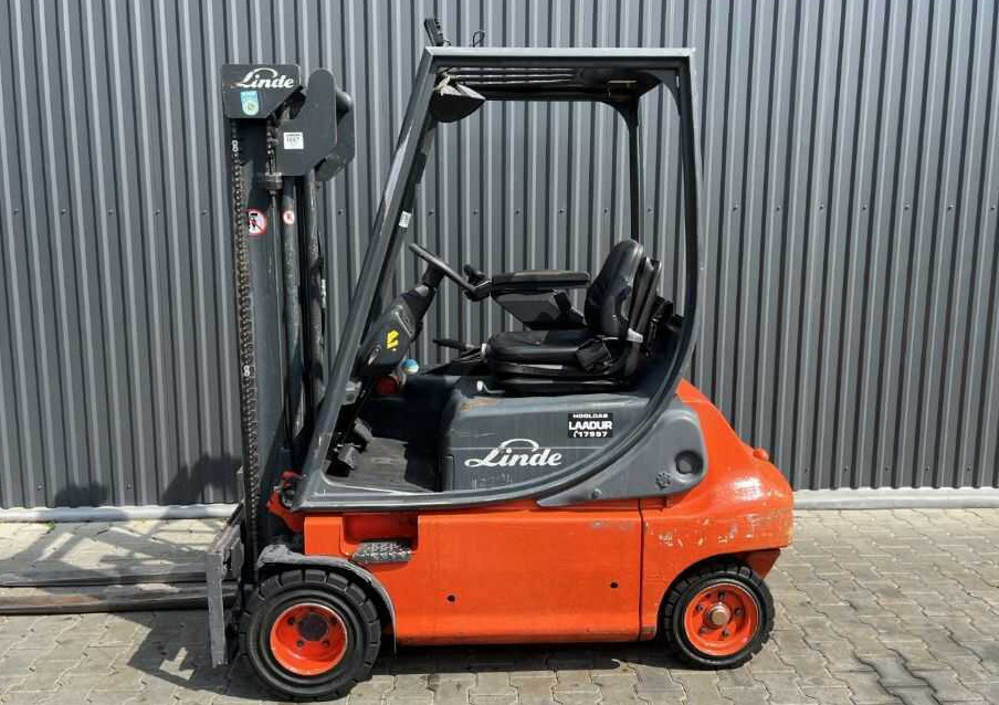 Linde E20P-02 - Eltruck: bild 2 Linde E20P-02 - Eltruck: bild 2