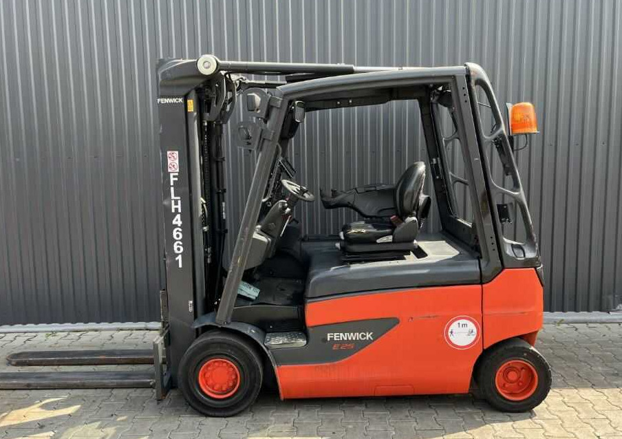 Linde E25L-02 - Eltruck: bild 2 Linde E25L-02 - Eltruck: bild 2