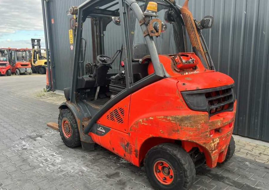 Linde H30T-02 - Gasoltruck: bild 3 Linde H30T-02 - Gasoltruck: bild 3