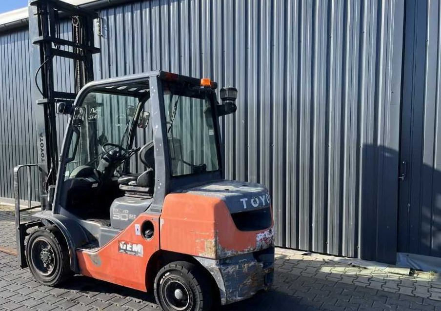 Toyota 8FDF30 - Dieseltruck: bild 3 Toyota 8FDF30 - Dieseltruck: bild 3